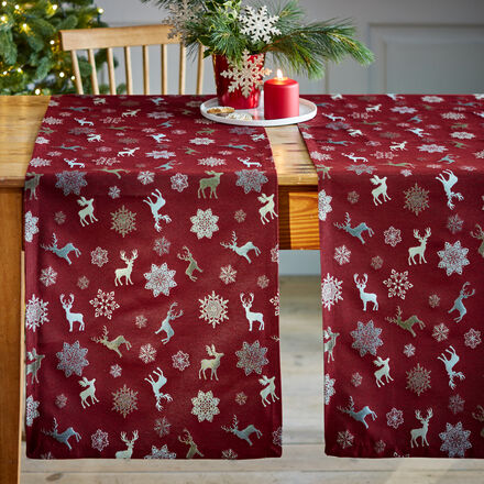 Image du produit pour 'Chemin de table jaquard au motif hivernal de cerf'