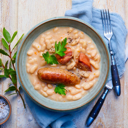 Image du produit pour 'Un classique rgional : le cassoulet prt en un rien de temps'